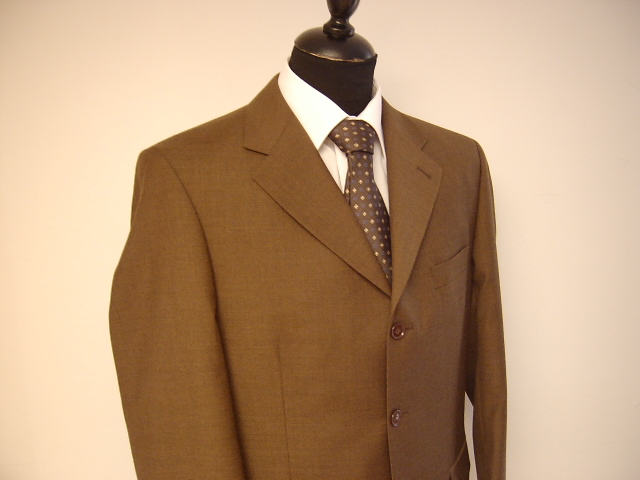 öltöny suit